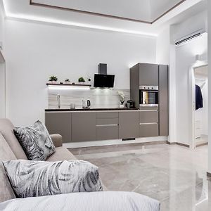 Unoseitre - Luxury Apartment & Suite